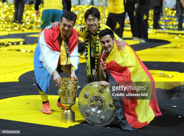 Endspiel, Saison 2011/2012 - FUSSBALL DFB POKAL FINALE SAISON 2011/2012 Borussia Dortmund - FC Bayern Muenchen Ivan Perisic, Shinji Kagawa, Ilkay...
