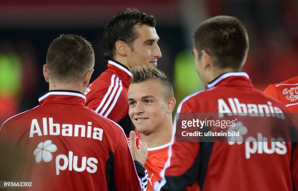 Fußball-Weltmeisterschaft Brasilien 2014, Qualifikation, Gruppe E - Fussball International WM Qualifikation 2014 Schweiz - Albanien Shake Hands;...