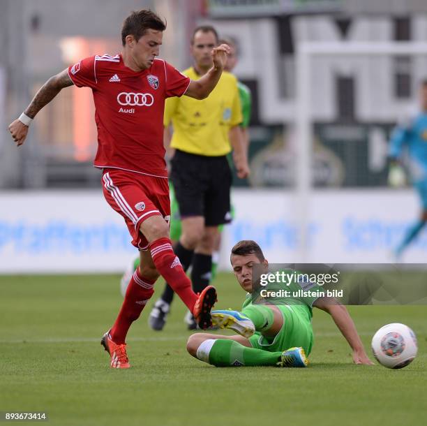 Bundesliga 2013/2014 Testspiel FC Ingolstadt 04 - Borussia Moenchengladbach Granit Xhaka gegen Christoph Knasmueller