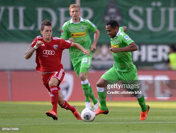 Bundesliga 2013/2014 Testspiel FC Ingolstadt 04 - Borussia Moenchengladbach Raffael gegen Christoph Knasmueller