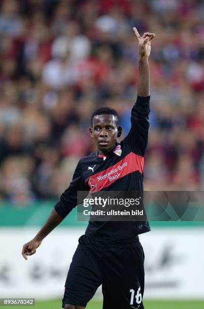 Freiburg - VfB Stuttgart Ibrahima Traore zeigt