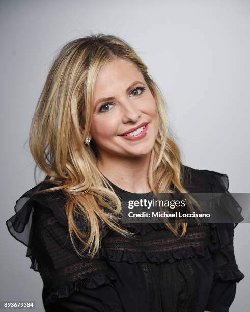 Actress Sarah Michelle Gellar visits the LinkedIn studios on December 15, 2017 in New York City.