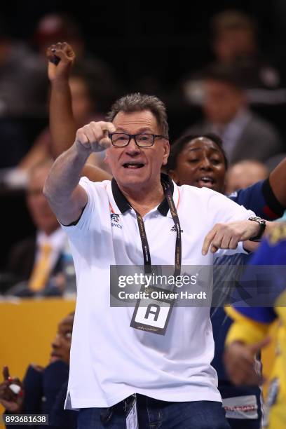 Head coach Oliver Krumbholz of France gesticulated during the IHF Women's Handball World Championship Semi Final match between Sweden and France at...