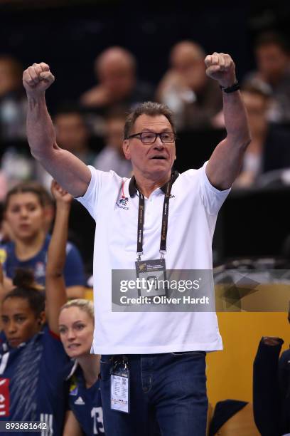 Head coach Oliver Krumbholz of France gesticulated during the IHF Women's Handball World Championship Semi Final match between Sweden and France at...