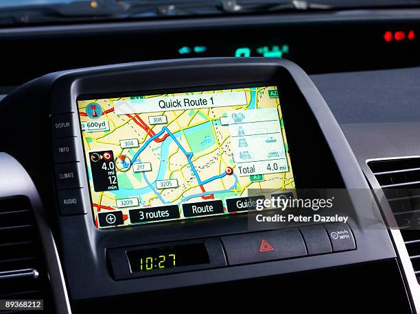 car sat navigation system. - navigatore foto e immagini stock