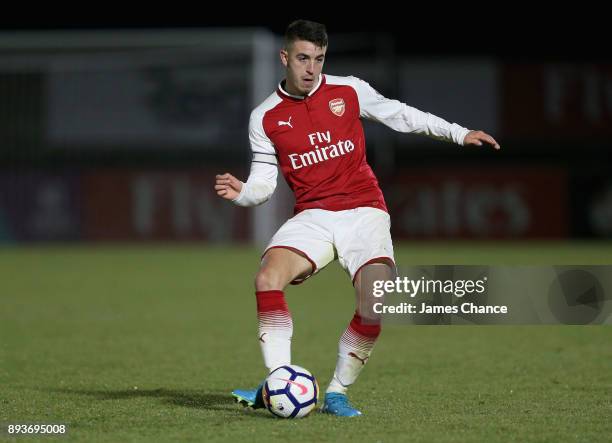 Julio Pleguezuelo of Arsenal runs with the ball during the Premier League 2 match between Arsenal and Derby County at Meadow Park on December 15,...