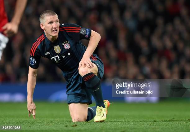 Manchester United FC - FC Bayern Muenchen Bastian Schweinsteiger nachdenklich