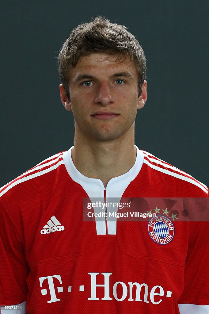 FC Bayern Muenchen - Team Presentation