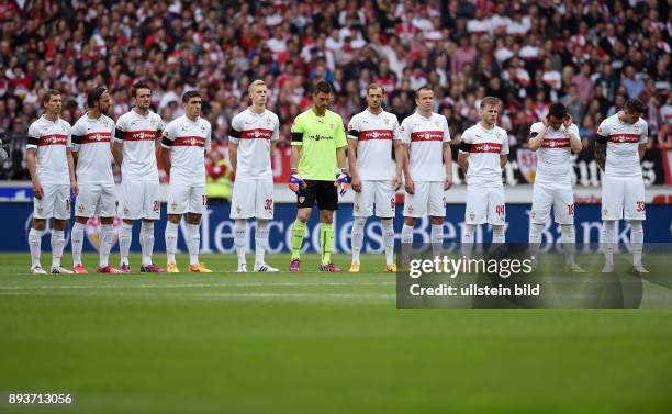 Spieltag VfB Stuttgart - SC Freiburg Teambild VfB Stuttgart; Florian Klein, Martin Harnik, Christian Gentner, Oriol Romeu, Timo Baumgartl, Torwart...