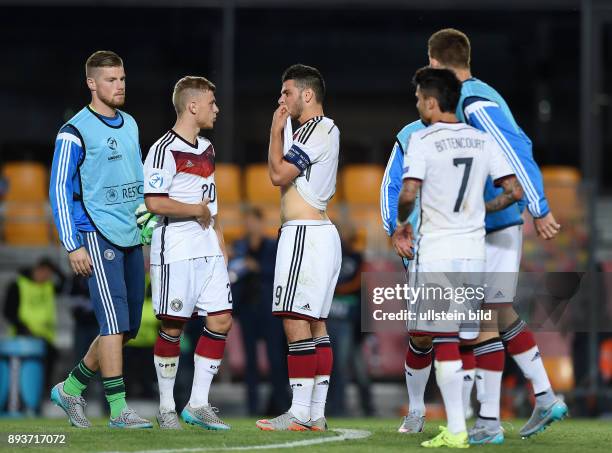 International UEFA U21-EUROPAMEISTERSCHAFT 2015 GRUPPENPHASE in Prag Deutschland 1-1 Serbien Enttaeuschung Deutschland; Torwart Timo Horn, Max Meyer,...