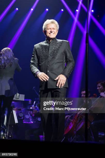 Peter Cetera performs onstage during the Night of The Proms at the Lanxess Arena on December 15, 2017 in Cologne, Germany.