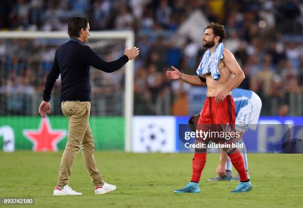 Fussball International Champions League Saison 2015/2016 Qualifikation Lazio Rom - Bayer 04 Leverkusen Enttaeuschung Bayer 04 Leverkusen: Trainer...