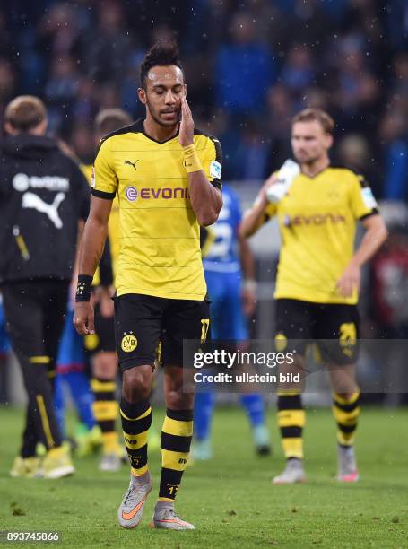 Fussball 1. Bundesliga Saison 2015/2016 6. Spieltag in Sinzheim TSG 1899 Hoffenheim - Borussia Dortmund Enttaeuschung Borussia Dortmund;...