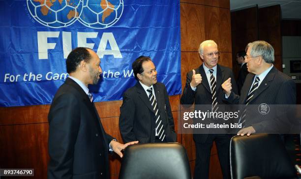 Fussball International 58. FIFA Kongress 2008 Exekutivkomittee Sitzung im Governor Macquarie Tower in Sydney, Mohamed Bin Hammam , Worawi Makudi...