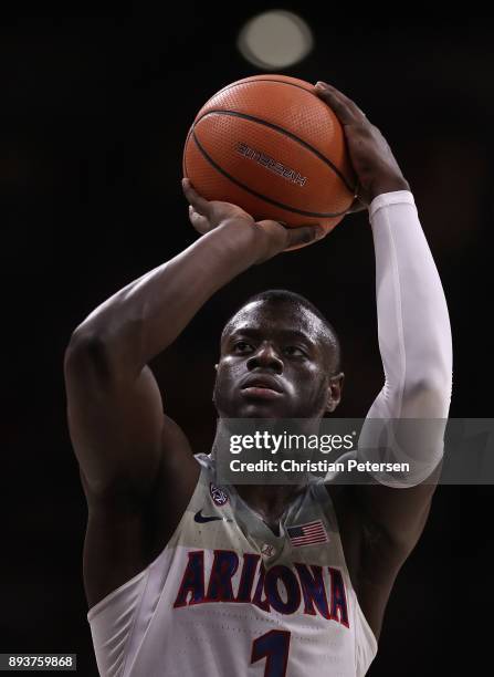 Rawle Alkins of the Arizona Wildcats shoots a free throw shot during the second half of the college basketball game against the Alabama Crimson Tide...