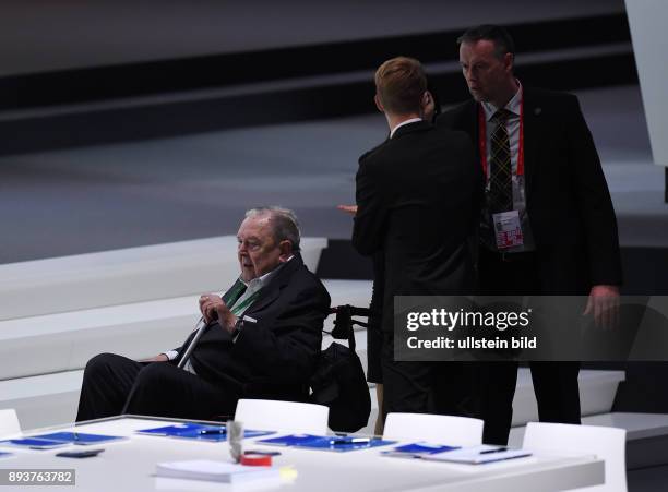 Fussball International Ausserordentlicher FIFA Kongress 2016 im Hallenstadion in Zuerich Ex UEFA Praesident und Ex FIFA-Exekutivkomitee Mitglied...