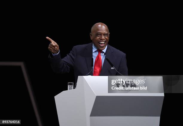 Fussball International Ausserordentlicher FIFA Kongress 2016 im Hallenstadion in Zuerich FIFA Praesidenten Kandidat Tokyo Sexwale