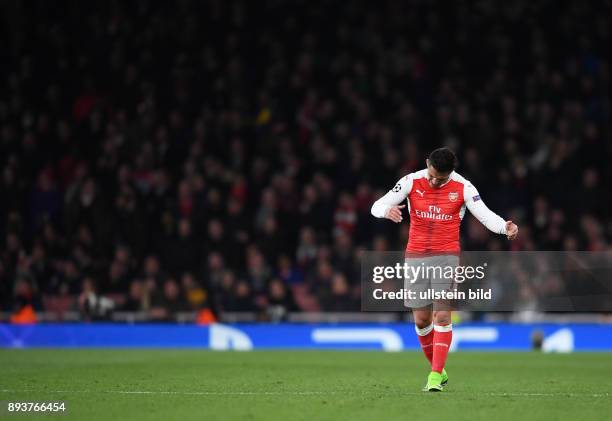 Arsenal London - FC Bayern Muenchen Alexis Sanchez enttaeuscht