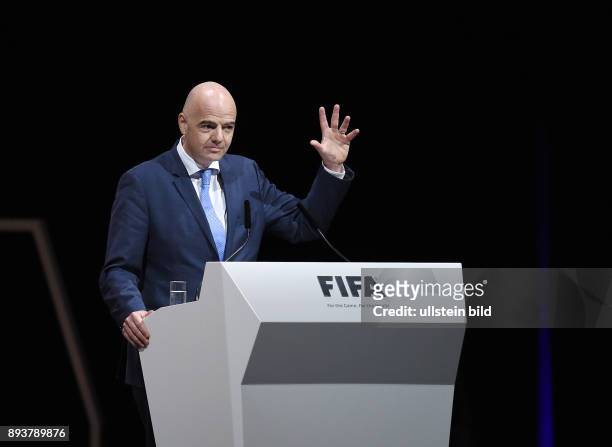 Fussball International Ausserordentlicher FIFA Kongress 2016 im Hallenstadion in Zuerich FIFA Praesidenten Kandidat und UEFA Generalsekretaer Gianni...