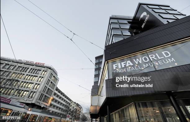 Fussball FIFA Musem Eingang des FIFA Museum in Zuerich-Enge