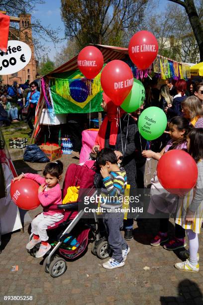 Berlin Kreuzberg, Fest zum 1. Mai, Luftballon, Die Linke