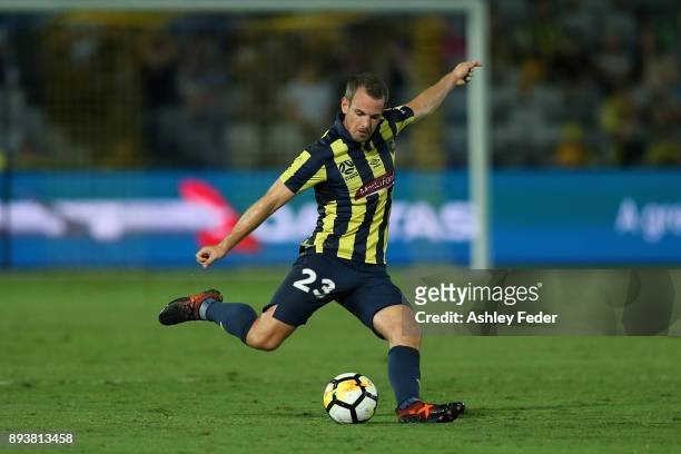 Wout Brama of the Mariners during the round 11 A-League match between the Central Coast and the Western Sydney Wanderers at Central Coast Stadium on...