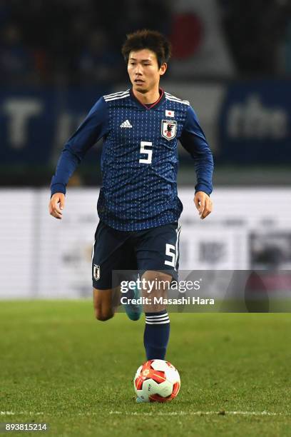 Shintaro Kurumaya of Japan in action during the EAFF E-1 Men's Football Championship between Japan and South Korea at Ajinomoto Stadium on December...