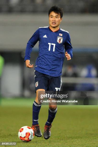 Yasuyuki Konno of Japan in action during the EAFF E-1 Men's Football Championship between Japan and South Korea at Ajinomoto Stadium on December 16,...