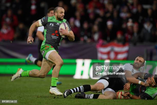 Charlie Sharples runs in try number six for Gloucester during the European Rugby Challenge Cup match between Gloucester Rugby and Zebre at Kingsholm...