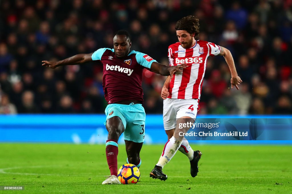 Stoke City v West Ham United - Premier League