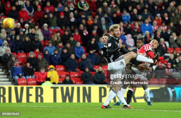 James Vaughn of Sunderland has a header saved by Fulham keeper Marcus Bettinelli during the Sky Bet Championship match between Sunderland and Fulham...