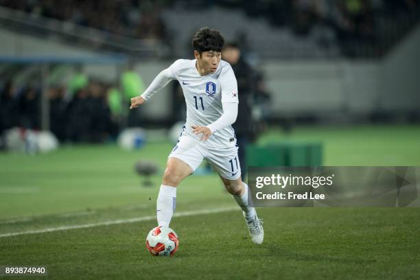 Lee Keunho of South Korea in action during the EAFF E-1 Men's Football Championship between Japan and South Korea at Ajinomoto Stadium on December...