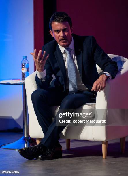 Former French Prime Minister Manuel Valls attends a rally for the Citudans policital party on December 16, 2017 in Barcelona, Spain. The Spanish...