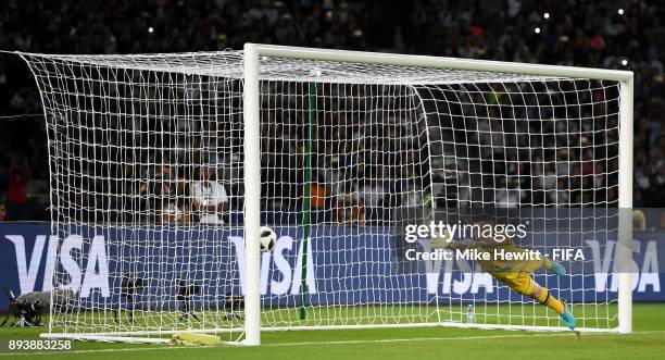 Marcelo Grohe of Gremio fails to stop Cristiano Ronaldo of Real Madrid freekick for Real Madrid's first goal during the FIFA Club World Cup UAE 2017...