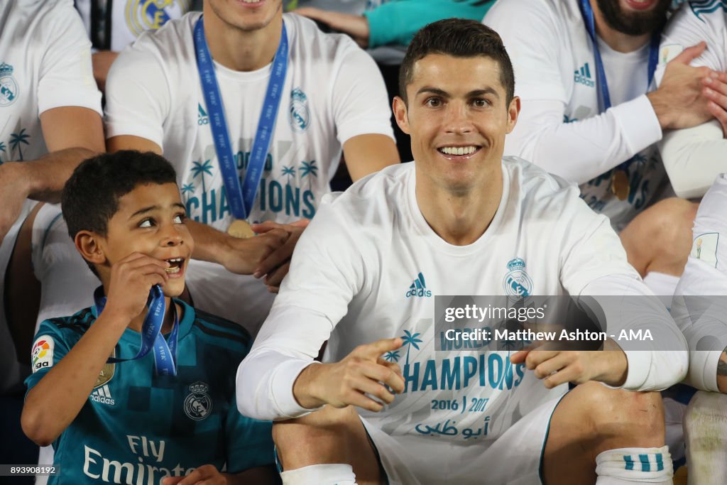 Gremio v Real Madrid: Final - FIFA Club World Cup UAE 2017