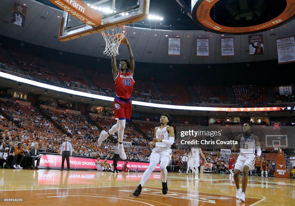 Louisiana Tech v Texas