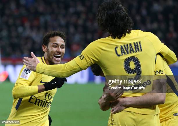 Edinson Cavani of PSG celebrates his goal with Neymar Jr during the French Ligue 1 match between Stade Rennais and Paris Saint Germain at Roazhon...