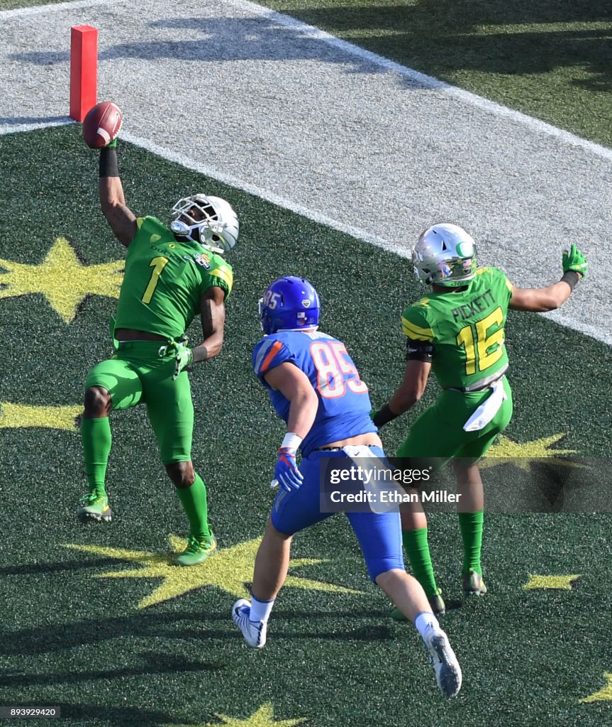 Las Vegas Bowl - Boise State v Oregon