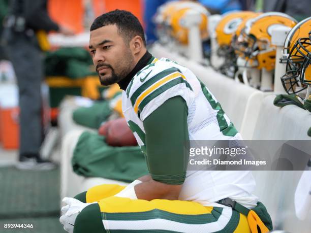 Tight end Richard Rodgers of the Green Bay Packers sits on the bench prior to a game on December 10, 2017 against the Cleveland Browns at FirstEnergy...