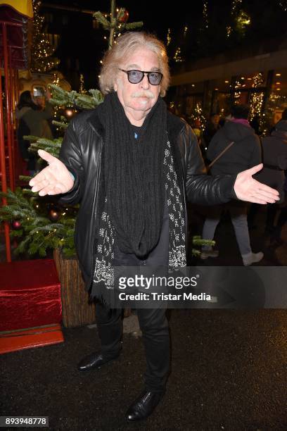 Bernhard Paul attends the 14th Roncalli Christmas Circus Premiere at Tempodrom on December 16, 2017 in Berlin, Germany.