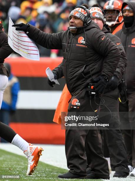 Head coach Hue Jackson of the Cleveland Browns yells toward players from the sideline in the second quarter of a game on December 10, 2017 against...