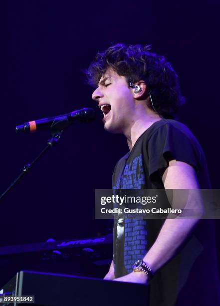 Charlie Puth performs onstage during 93.3 FLZ's Jingle Ball 2017 at Amalie Arena on December 16, 2017 in Tampa, Florida.