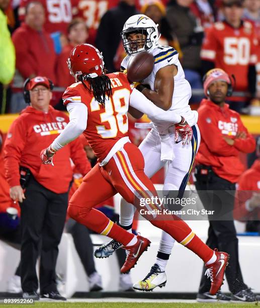 Los Angeles Chargers wide receiver Tyrell Williams drops a pass under coverage from Kansas City Chiefs free safety Ron Parker in the first quarter on...