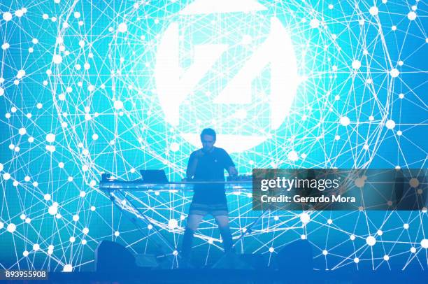 Zedd performs onstage during 93.3 FLZ's Jingle Ball 2017 at Amalie Arena on December 16, 2017 in Tampa, Florida.