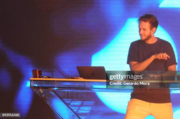 Zedd performs onstage during 93.3 FLZ's Jingle Ball 2017 at Amalie Arena on December 16, 2017 in Tampa, Florida.