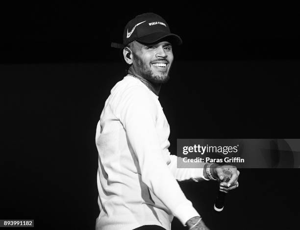 Singer Chris Brown performs onstage at 3rd Annual V-103 Winterfest Concert at Philips Arena on December 16, 2017 in Atlanta, Georgia.