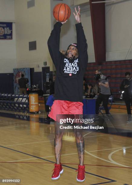 Cappie Pondexter plays at Baron Davis hosts Black Santa Celebrity Basketball Fundraiser on December 16, 2017 in Santa Monica, California.