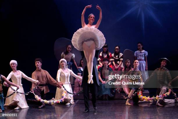 December 19, 2007. Madrid Theater, Madrid, Spain. Dress rehearsal of the ballet 'Nutcracker', a choreographic adaptation of Maria Gimenez on the...