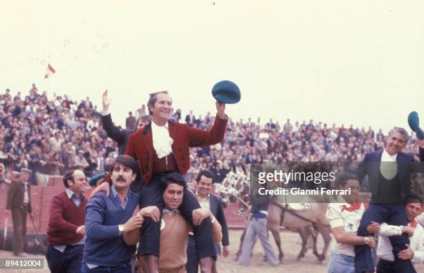Luis Miguel Dominguin and Paco Camino in a bullfight in the outskirts of Madrid - 1980