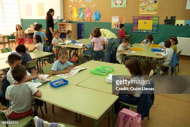 September, 2005. Villaverde, Madrid Daily life the first day of the school year 2005-2006 in the The Espinillo School of the district of Villaverde,...